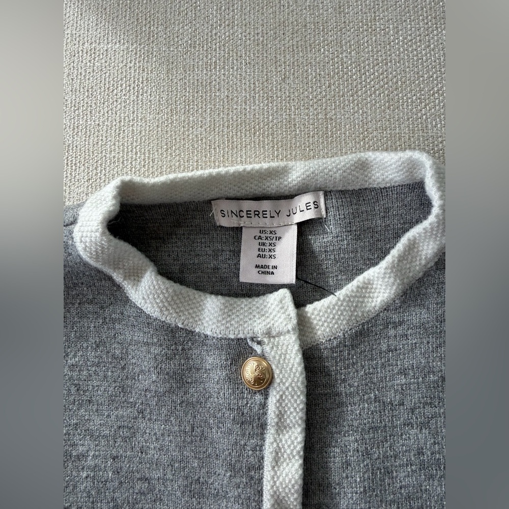 Vest - Picture 5 of 6